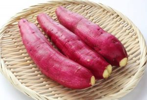 Nằm mơ thấy củ khoai lang đánh con gì đánh số mấy hôm nay