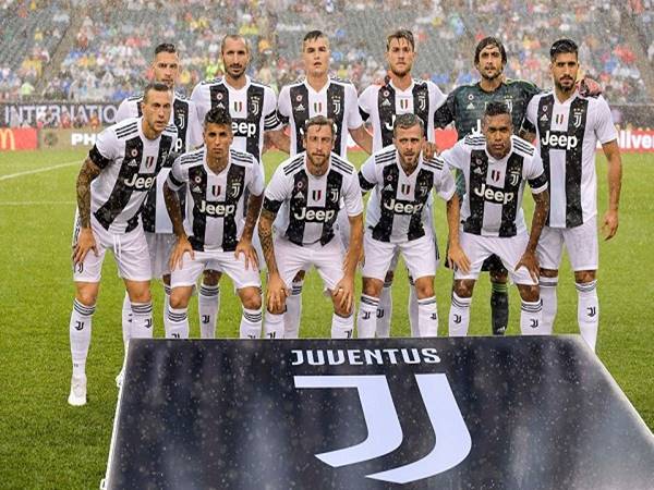 Câu lạc bộ Juventus – Tìm hiểu về Bà đầm già thành Turin