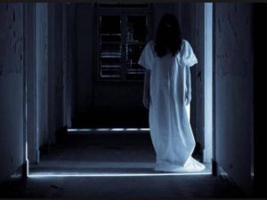 Mơ thấy hồn ma đánh con gì ăn chắc? Báo mộng điềm gì?