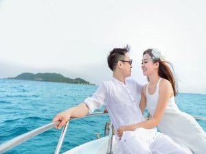 Xem tuổi kết hôn Chồng 1998 vợ 2003  có hợp không?