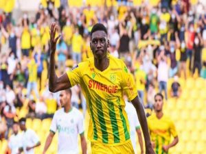 Chuyển nhượng trưa 2/11: Bayern Munich nhắm mua cái tên vô danh