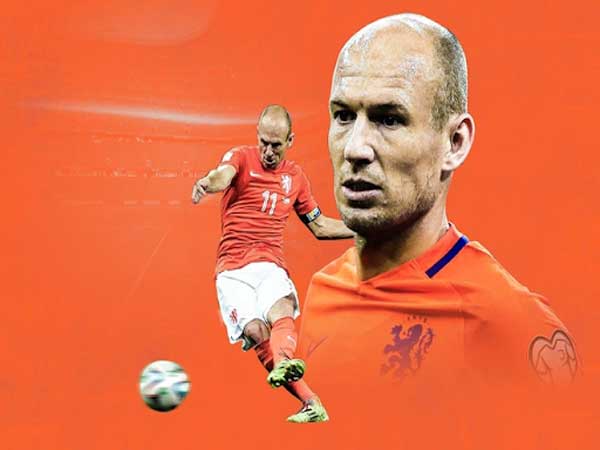 Một minh chứng cho năng lượng và tốc độ của Arjen Robben, bàn thắng trong trận đấu vs Schalke, Bán kết DFB Pokal 2010 là một triển lãm thuần túy về sự thống trị