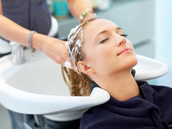 Mơ thấy gội đầu đánh con gì? Là điềm tốt hay xấu?