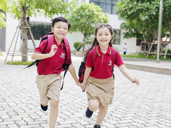 Giải mã ý nghĩa giấc mơ thấy đi học