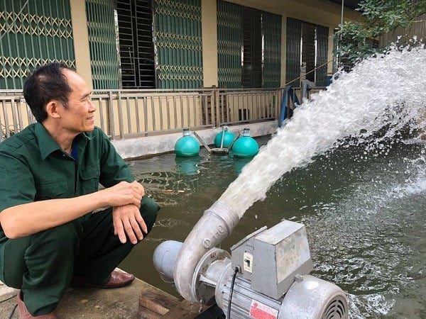 Nhìn thấy máy bơm nước có điềm gì, dữ hay lành?