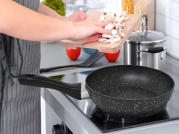 Nhìn thấy cái chảo ý nghĩa gì, điềm báo tốt hay xấu
