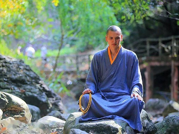 Chiêm bao thấy sư thầy ẩn ý điềm gì, dữ hay lành?