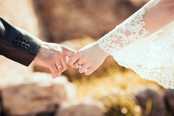 Thực hư giấc mơ lấy chồng ẩn chứa thông điệp gì sâu xa?