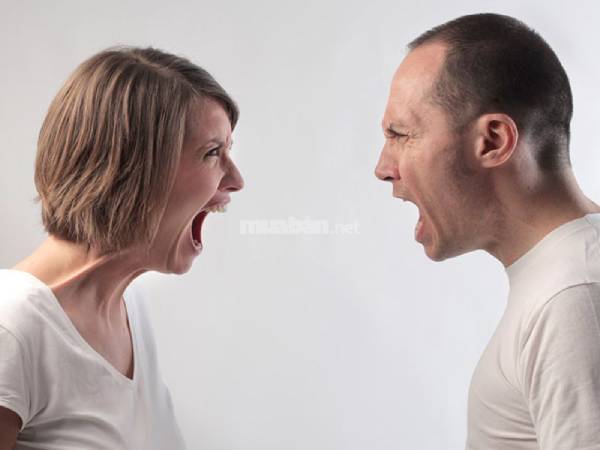 Mơ vợ chồng cãi nhau báo hiệu sóng gió hay bình an?