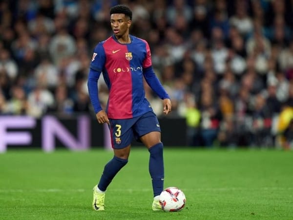 Những hậu vệ Barca hiện tại đầy triển vọng