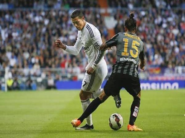 Khám phá những kỹ thuật qua người phổ biến trên sân bóng Khám phá những kỹ thuật qua người phổ biến trên sân bóng