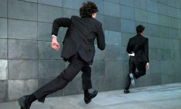 Giải mã giấc mộng thấy bị truy sát bởi người quen