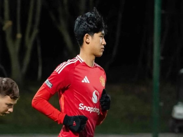 BĐVN: Tài năng trẻ gốc Việt của MU quyết định khoác áo ĐTVN