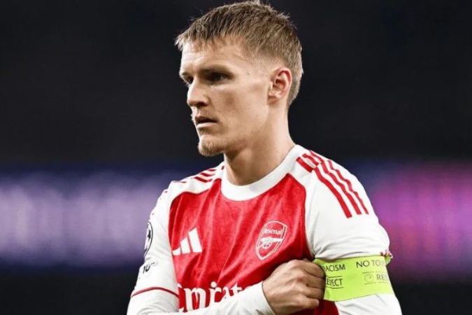 Tin Arsenal: Sao Arsenal Mỉa Arteta Vì Để Odegaard Đá Thấp Tin Arsenal: Sao Arsenal Mỉa Arteta Vì Để Odegaard Đá Thấp