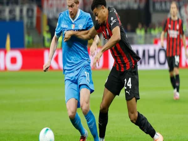 Milan đánh bại Napoli tạo bước ngoặt lớn tại giải Serie A