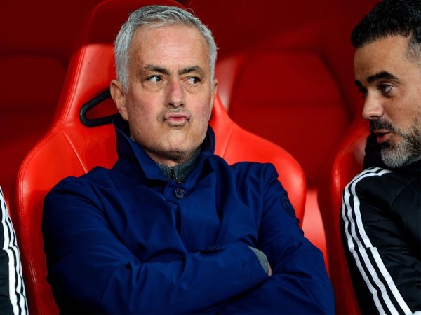 Tin BĐ: Mourinho hé lộ bí mật giúp Benfica hạ Real Madrid