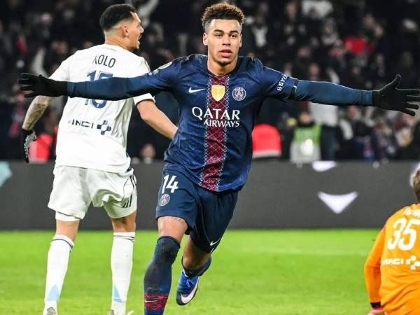 Paris FC tận dụng derby để khẳng định bản sắc